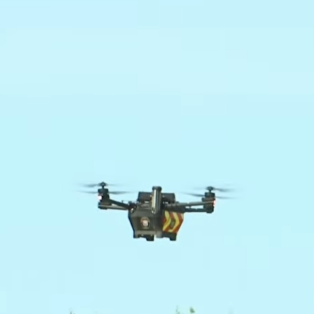 jemsconnect's tweet photo. Hillsborough County (FL) Fire Rescue is revolutionizing emergency care with drone-delivered whole blood. The program will initially cover 70 square miles, with drones stationed at fire stations in Seffner and Riverview: https://t.co/gVhpHU6jmQ https://t.co/3acEH0YVWN