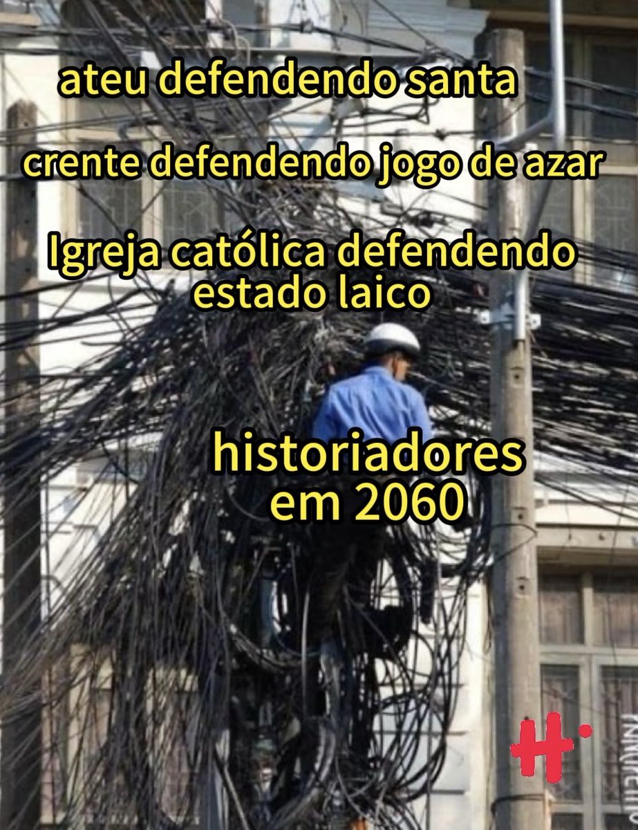 HistoriaNoPaint's tweet photo. esse país virou um hospício kkkkkkk https://t.co/vCSc69teIh
