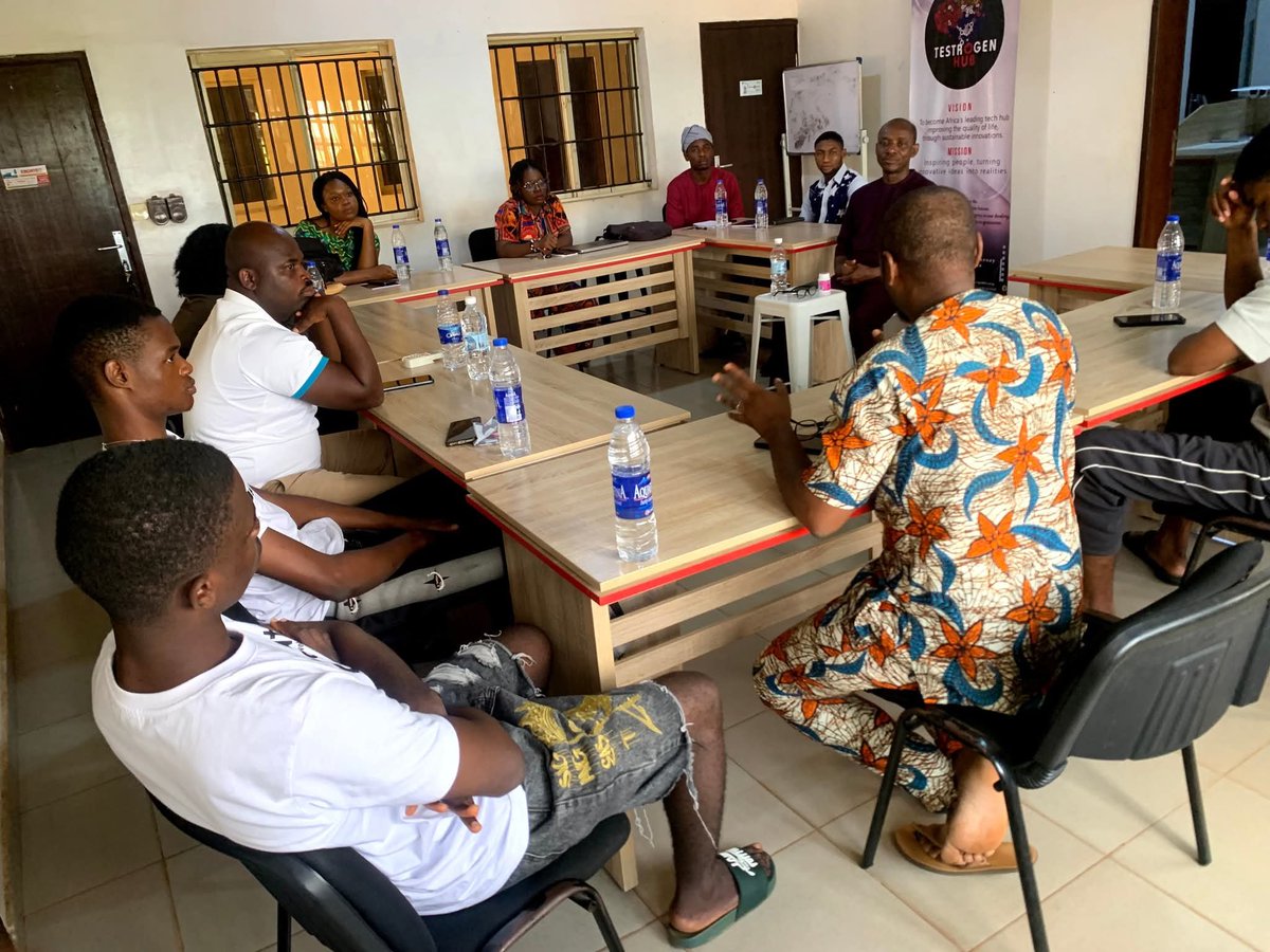 donlaz4u's tweet photo. As we celebrate the 7th anniversary of @TestrogenHub Abakaliki, I am grateful to Dr. @SamAmadi most sincerely for supporting the idea from the foundation year. He formally opened the hub in September 2019, and also facilitated a fireside chat in 2025. 
We are making progress but still far from where we want to be.
We keep pushing! 
#TeatrogenHubAt7