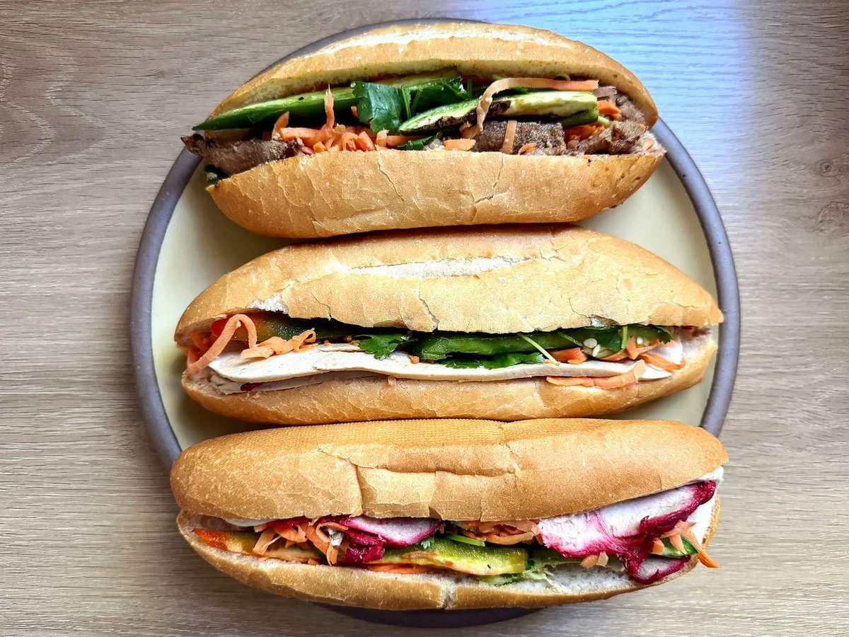 SpringBranchMD's tweet photo. Looking for the best banh mi in Houston? The Houston Chronicle has you covered! Royal Tapioca, located at 9455 Kempwood Dr. in the Spring Branch District, made the list! This iconic boba shop, a pioneer in the bubble tea scene, also serves fantastic banh mi. Have you tried it yet? 🥖🥤 

Check out the article: https://t.co/4XTq9qXP1D
