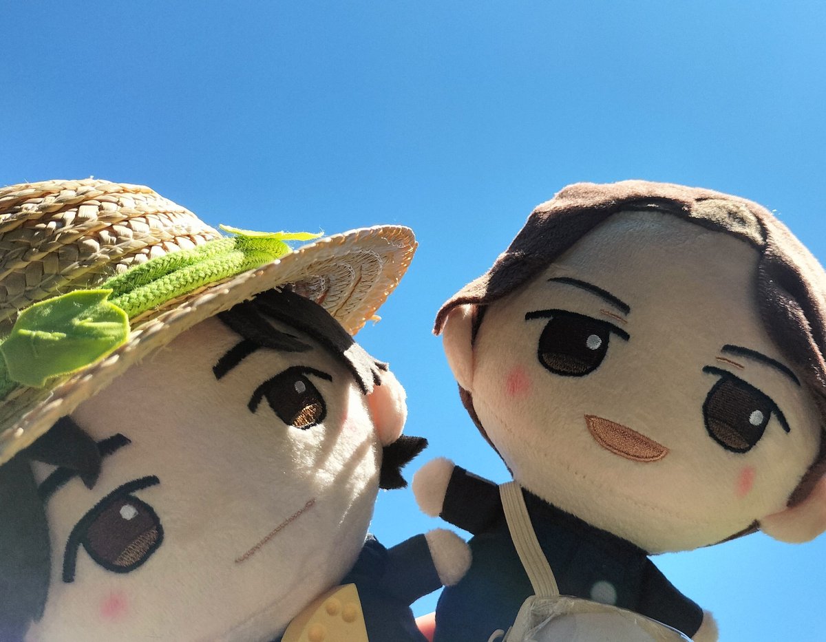 cryindrawin's tweet photo. 2年でほっぺの色薄くなったかな(左が2年前) https://t.co/cxtBkHLzQX