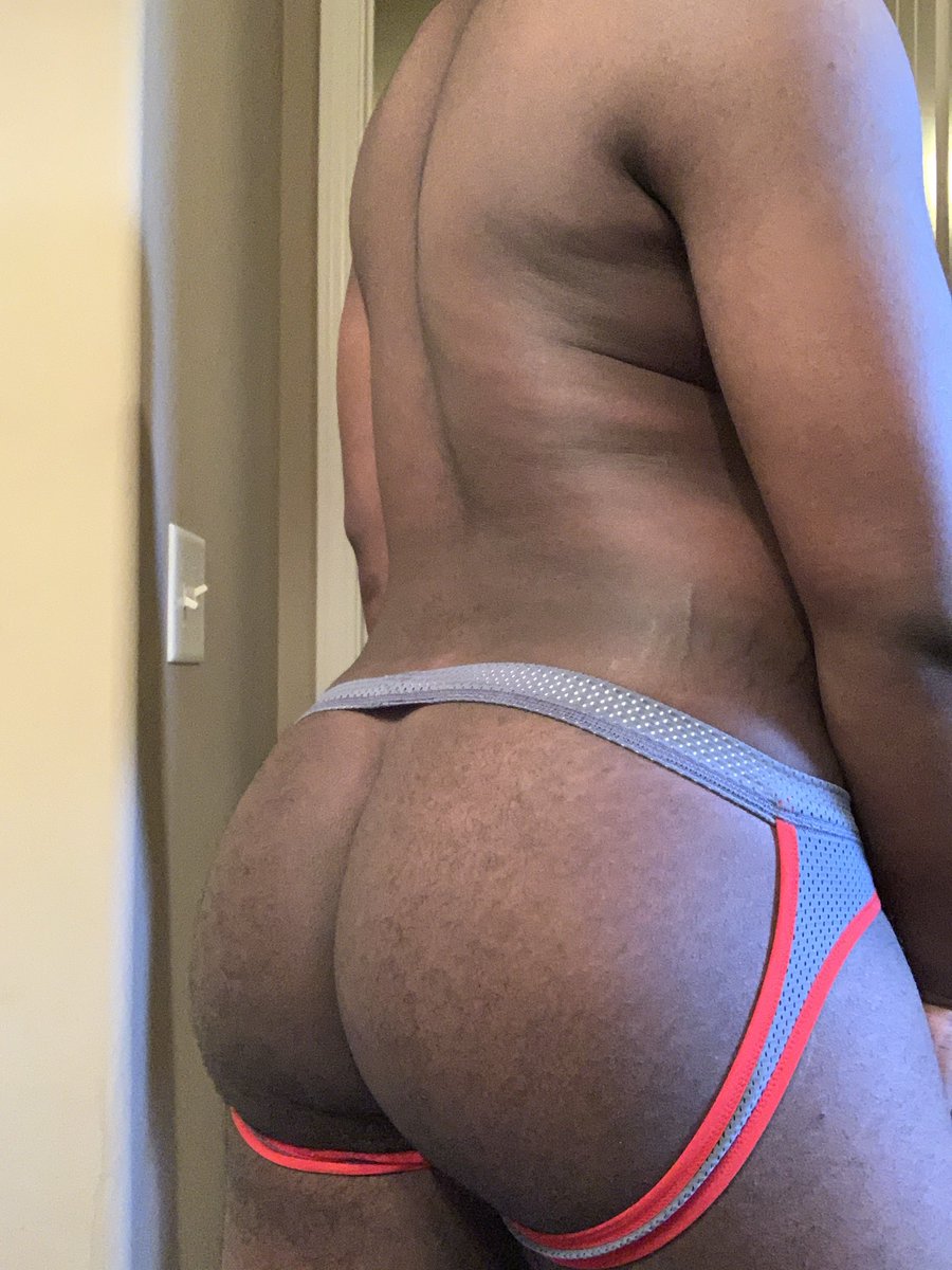 Southerncheeks8's tweet photo. Which color will have you on your knees for me?🧐 https://t.co/KE1aGJ6uof