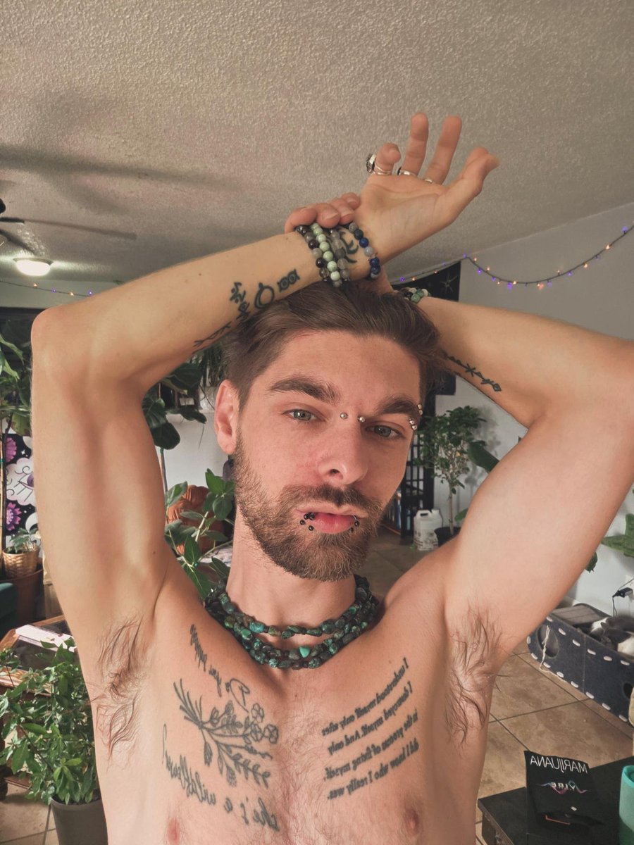 MidwestM0ss's tweet photo. Just put your face in them already✨️

#gay #twink #pits #fetish https://t.co/mi9PpdzyNu