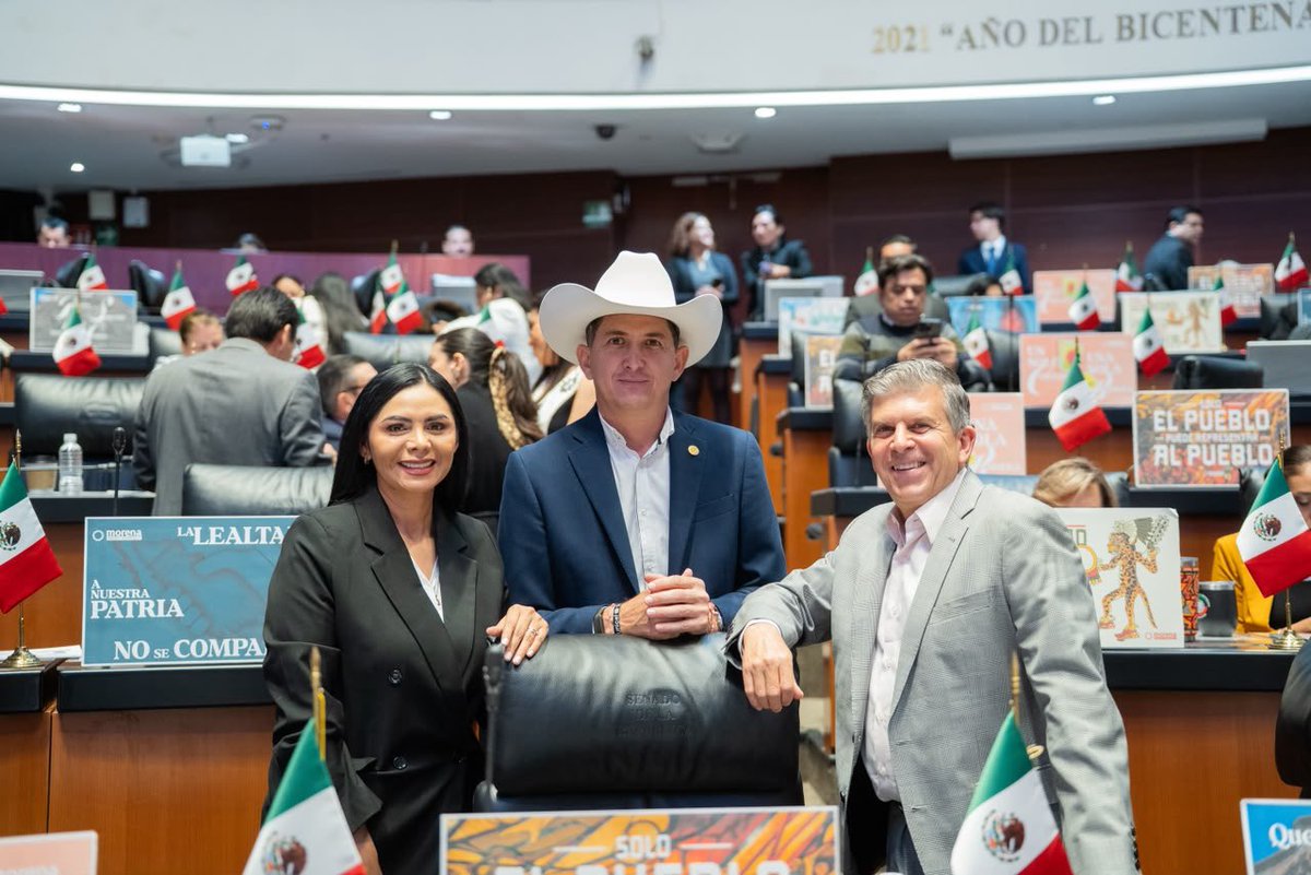 SheffieldGto's tweet photo. Preparándonos para votar a favor de la reforma constitucional que obligará a renunciar a la doble nacionalidad para ocupar la Presidencia de la República o una Gubernatura. https://t.co/meTbsJF85Q
