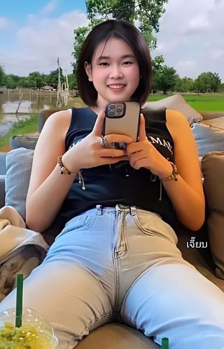mg3wtf's tweet photo. ใหญ่ป่าว https://t.co/HbTJLQLcdM