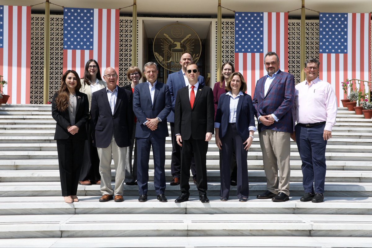 USAmbIndia tweet picture