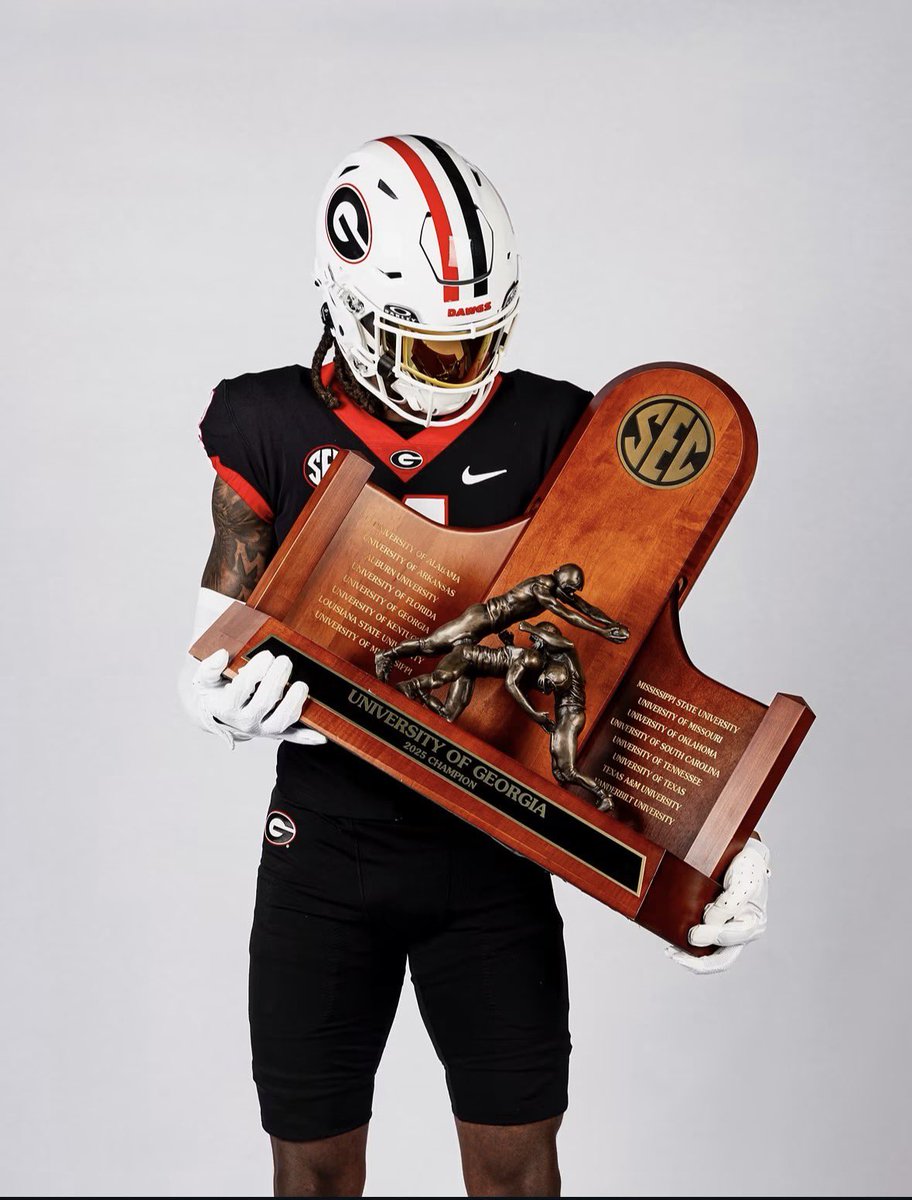 CoachAbbasi's tweet photo. My guy going to the Dawgs #MoBlitZo🏴‍☠️ #SEC #Georgiafootball #209 #ValleyMade https://t.co/cJ0vDOqlIN