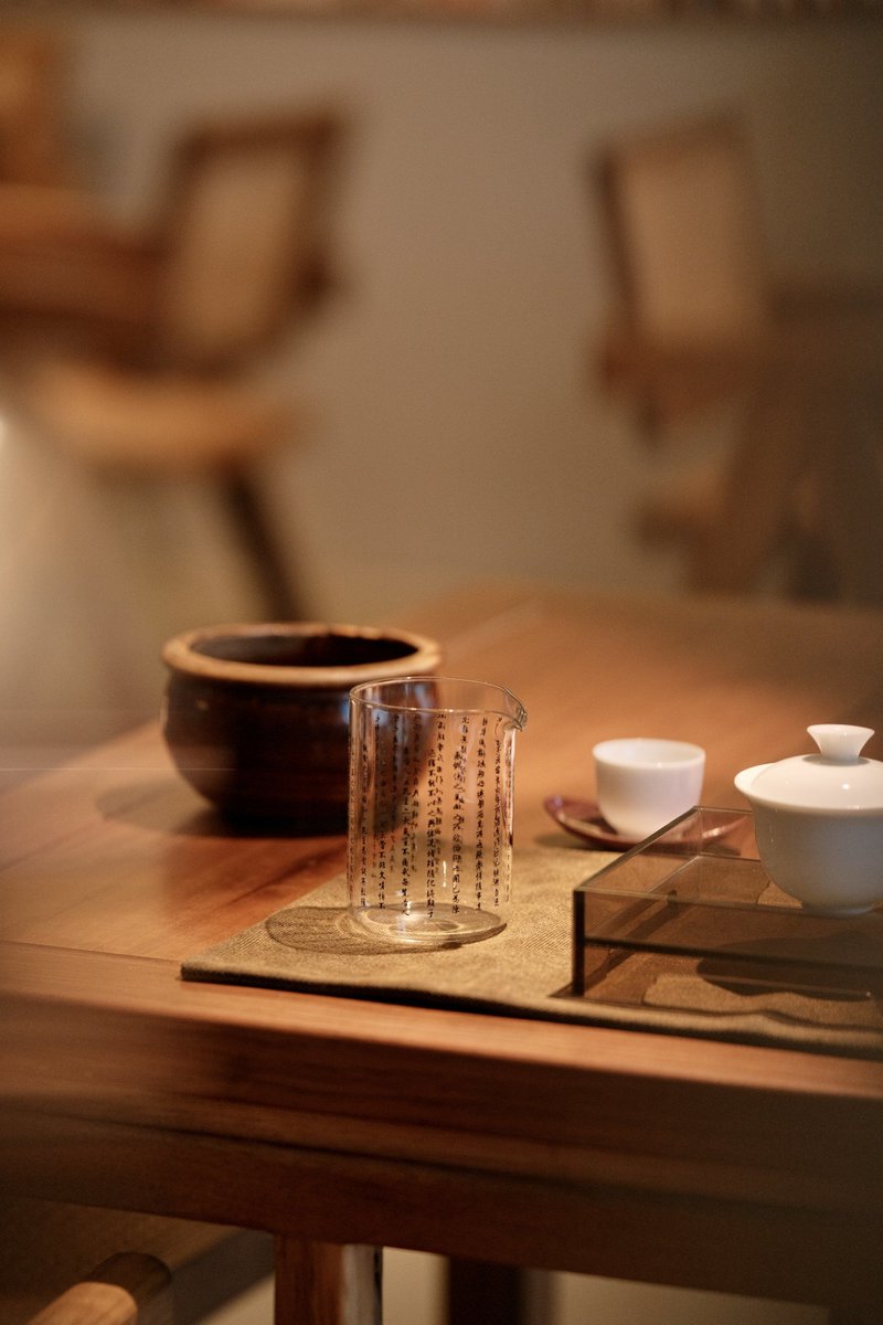 rois1439's tweet photo. [In this quiet tea room, the 境糠捌 teacup waits for your next cozy moment. ]， https://t.co/olkVDkg7A7