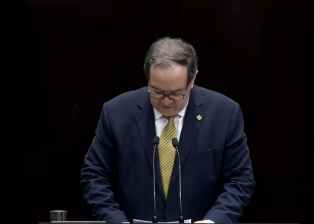 UnamCaahya's tweet photo. Palabras del Dr. Leonardo Lomelí Vanegas, Rector de la UNAM.
https://t.co/eAT1NoANTa https://t.co/EaO5BOahMa