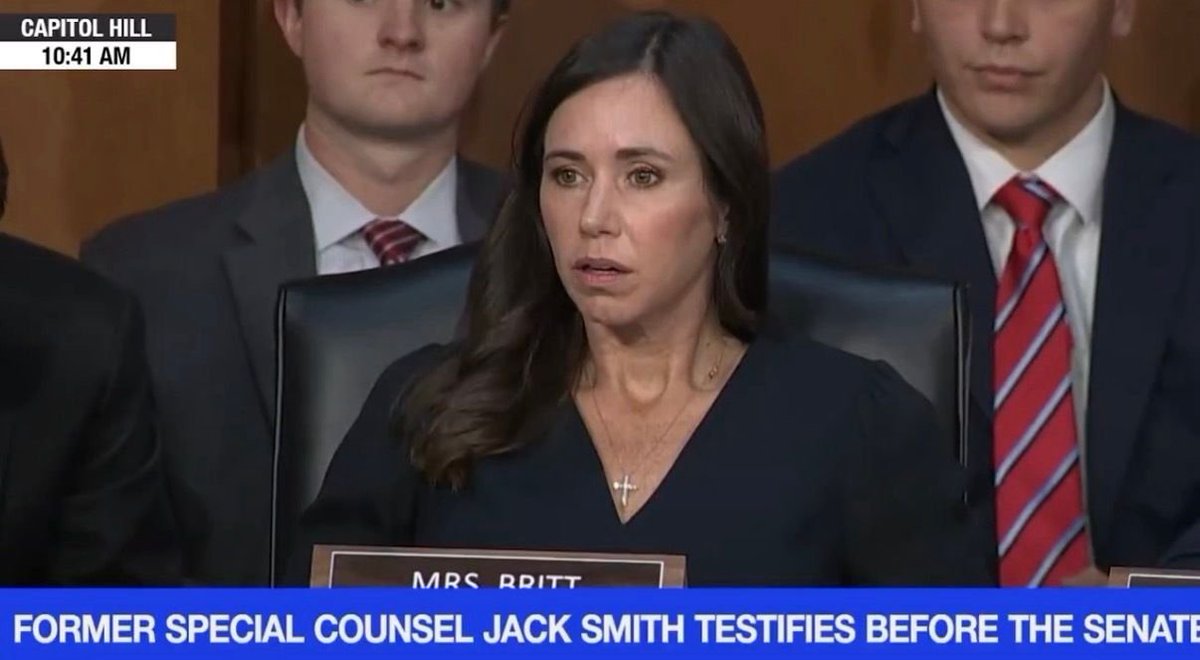 FordJohnathan5's tweet photo. BREAKINGNEWS: Even Republicans looked shocked as @Eric_Schmitt was debunked because of lazy staff. Making accusations against Smith when they got the state wrong, team wrong, difference between college, pro, and men's NBA versuses women college wrong.🚨 https://t.co/4H0DtpL1Ne