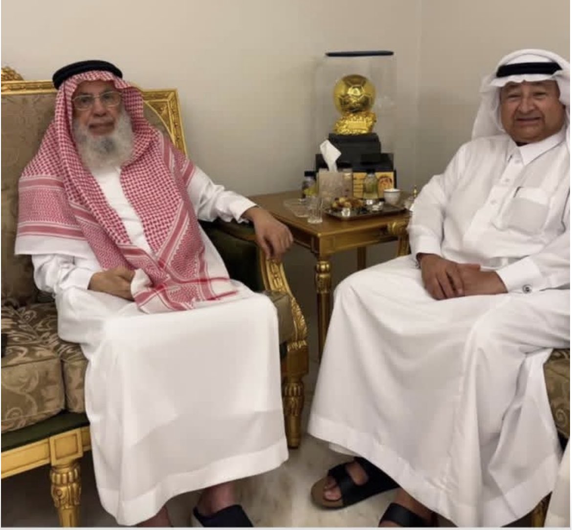 jamalalali2's tweet photo. تشرفت هذه الليله الثلاثاء ٢٩/٩/٢٠٢٦ بزياره الاستاذ عبدالرحمن الدهام في مجلسه الاسبوع الله يمده با الصحه وطولت العمر 🤲🤲🤲🤲🤲 https://t.co/iEGQjsoavk