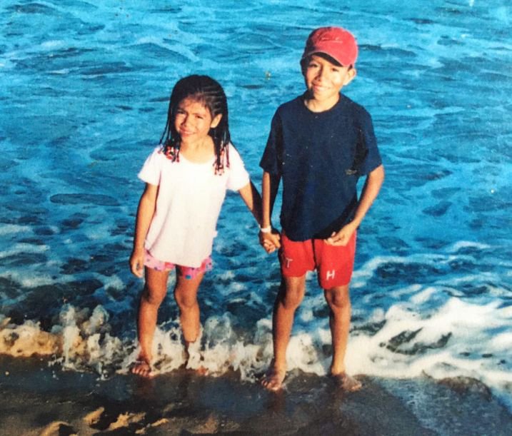 santyrayo's tweet photo. @weradlfuente Foto de unas vacaciones con mis hermosos hijos....en Ixtapa https://t.co/h8QGpyNxxq