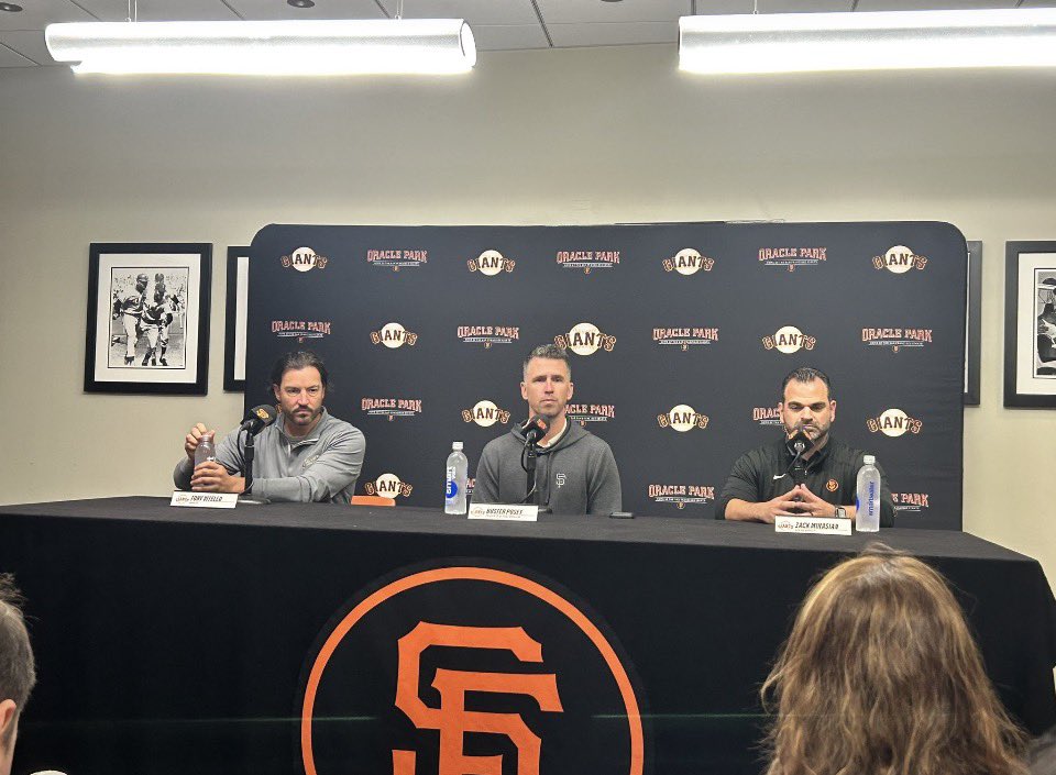 giantssfcentral's tweet photo. Just 3 idiots ready to fill the whole room with empty promises. #SFGiants https://t.co/s2BDHsI6iH