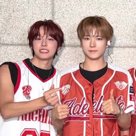 yuishiteru's tweet photo. kulyut as mvp club tp susah diatur (kul) &amp; kapten club BERTANGGUNG JAWA baik pendiem ga aneh aneh (yut) https://t.co/nsYLR4IX5n