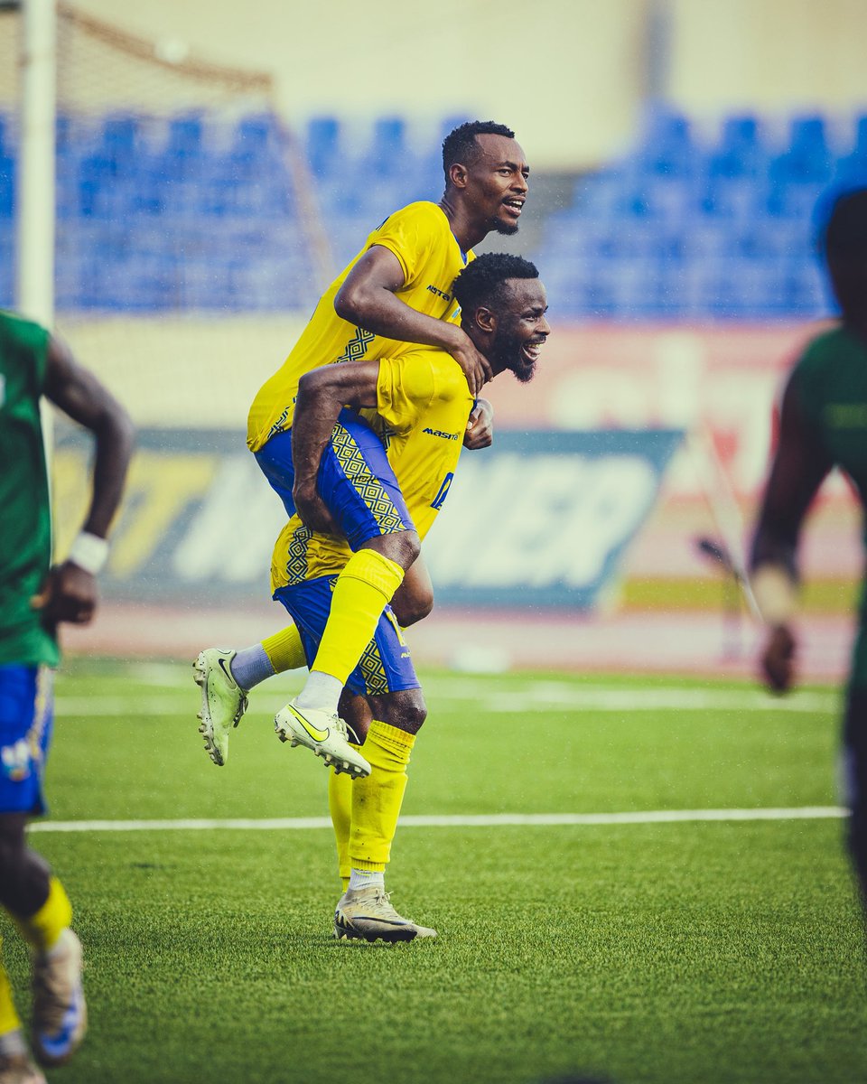 Rwanda_Sports's tweet photo. 🎶Tsinda we Batsinde!
Ishyaka, umurava, ubwitange 🙌🏾…Mwakoze cyane kuduha ibyishimo🇷🇼🔥! Mukomereze aho, gahunda iracyari #AFCON2027

#TuriAmavubi 💪🏾 https://t.co/ImvZerdQj8