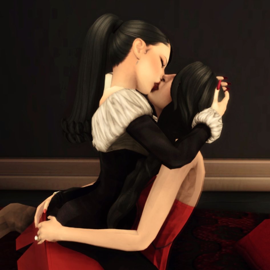 simswithcl's tweet photo. next step in the black widow challenge : cheating on mortimer ! Thorn hooked up with bella after the party, and got caught ! https://t.co/HZ1J6J2AdP