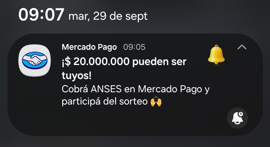 rossi_delfina's tweet photo. Verdaderamente siniestra esta maniobra de @MercadoPago para quedarse con las asignaciones familiares.

Hoy, veo que la famosa plataforma te ofrece participar en un sorteo millonario para que cobres desde su aplicación (la transparencia, te la debo).

El problema es que entrás por el sorteo y, probablemente, se queden con tu AUH o jubilación para cobrarte de algún préstamo usurero que te vendan.
Una actualización del famoso “el primero te lo regalan, el segundo te lo venden”.

Cuando se creó la AUH, decían que se iría por la canaleta de la droga. Hoy, esos mismos miran para otro lado y son cómplices de un sistema que toma las prestaciones sociales como un negocio financiero.

Por eso, proponemos garantizar la indisponibilidad de las prestaciones asistenciales y las jubilaciones mínimas.

Podés leer sobre esto en mi Substack: https://t.co/kIj2W4mWcD