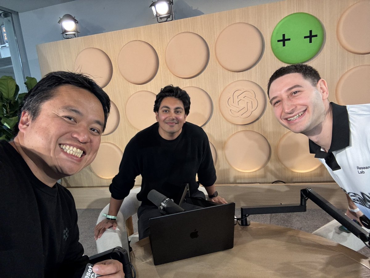 swyx's tweet photo. for friends of @latentspacepod we are gonna be asking all your burning Dots, Sol 6.1, CUA, and Decisions API questions for @AriX and @nikunjhanda 🔜 at the gateway pavilion on a few mins, come by! https://t.co/BLVP5yihJn