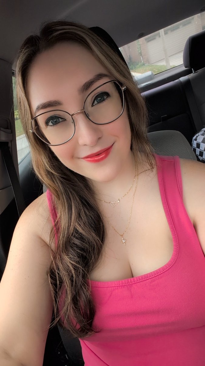 Dollasmom's tweet photo. Starting my final trip of the year 🥹 a mini solo road trip 🥰 https://t.co/unhWthWeww
