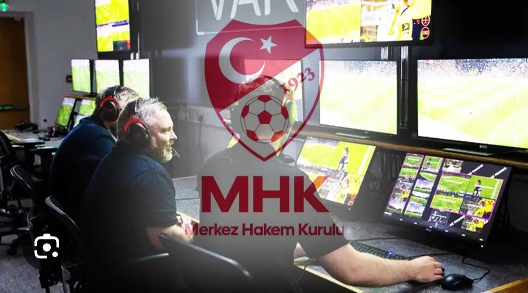 BahattinKucuk54's tweet photo. Son 4 yıldaki VAR kayıtları eksiksiz incelensin.

Öyle birkaç pozisyon değil, tamamı!
İncelensin bakalım; Fenerbahçe’nin ikinciliği tehlikeye giriyor mu, Beşiktaş’ın elinden alınan bir ikincilik var mı ortaya çıksın.

Ama o dönem ağzını açıp tek kelime konuşmayan bir Beşiktaş camiası vardı.

Canları yandığında konuşup, sonra suspus olan kulüp başkanları ebediyete kadar sussunlar.

İstifa diye resmi sitesinden bile seslendiren tek kulüp Galatasaray’dı.
⚽️⚖️🚫