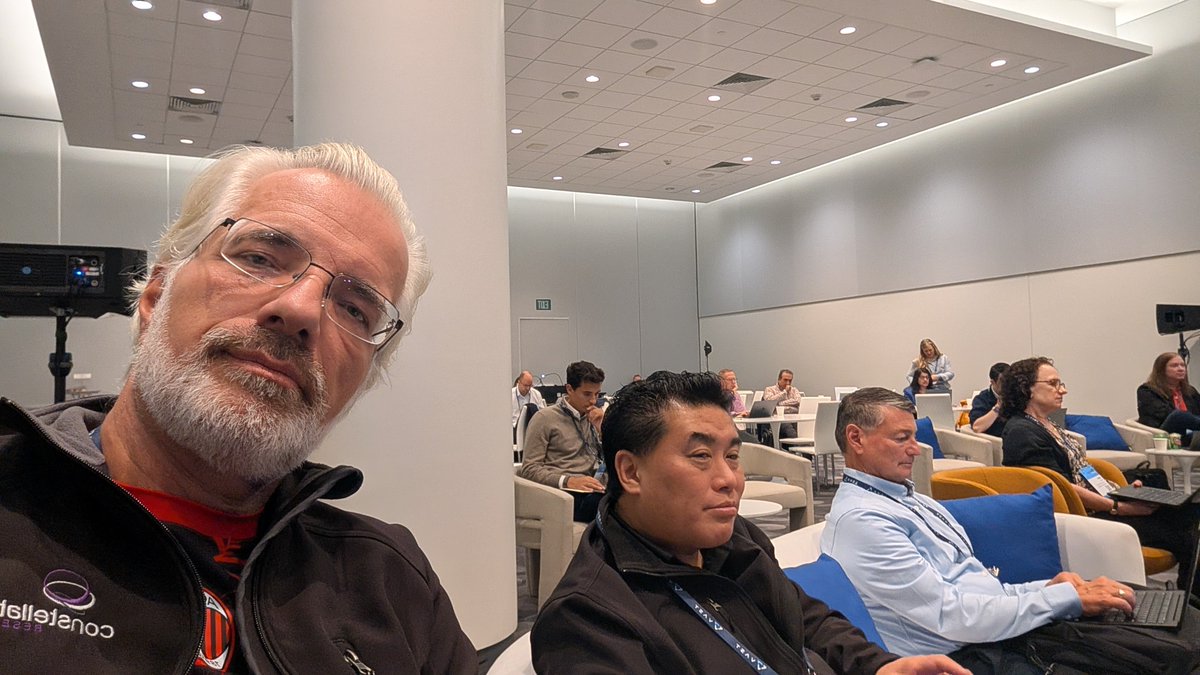 holgermu's tweet photo. Covering @Coreweave #FullyConnected26 with @Constellationr @Rwang0 and @LDignan - stay tuned. #NextGenApps https://t.co/42ixBe5E08
