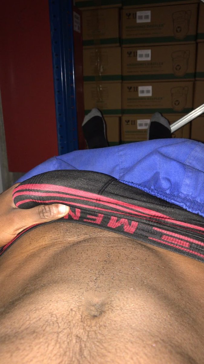 Thtrem7x_'s tweet photo. Do nada me deu tesao no trabalho 😈😏 https://t.co/Jpyd75XzR1