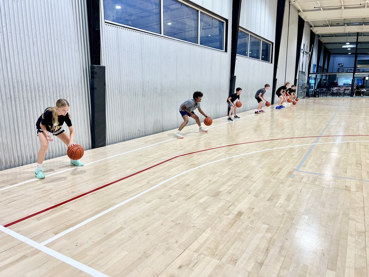 gvbacademy's tweet photo. Don’t just work on your game... build your game. 🏀🔥

GVBA Skill Development: high-level training, real coaching, and intentional development every session. https://t.co/EMwMPntpu2