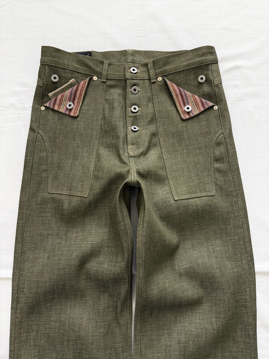 bycameronroyal's tweet photo. finally used my last three yards of moss denim making this pair and the mill just told me they won't have any more in stock until february. music to my ears https://t.co/1MBAOgpJwt