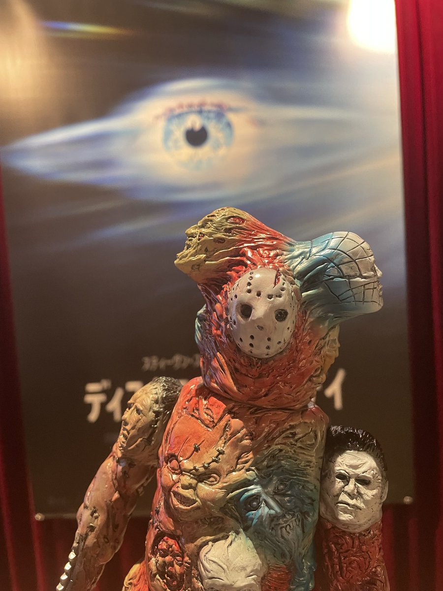 cooojimadayo's tweet photo. 休日の過ごし方😆
ファンゴリモンガーと🍣を食べて、映画観に🤭
見たい映画を物色し、写真撮って🤳帰るぅw
@NAGARE6666 
#暗黒エンターテイメント
#闇玩具 https://t.co/dniA5uZCzd
