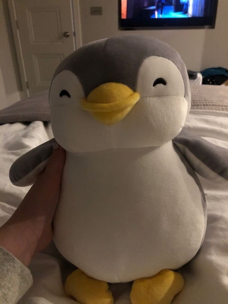 gladys7613's tweet photo. how pinterest sees u <3

~ character
~ plushie
~ nails
~ quote https://t.co/26dCRY3ObG