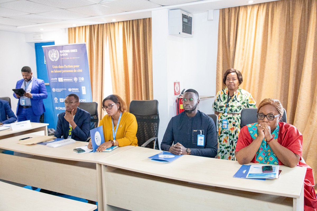 OMS_GABON's tweet photo. ☕Au Café de presse du SNU, le Dr Xavier Crespin a appelé à un partenariat renforcé entre l’OMS et les médias pour mieux informer, sensibiliser et mobiliser en faveur de la santé.
🤝 Un engagement partagé par les journalistes pour une information crédible et utile aux populations https://t.co/glgtmBEqLH