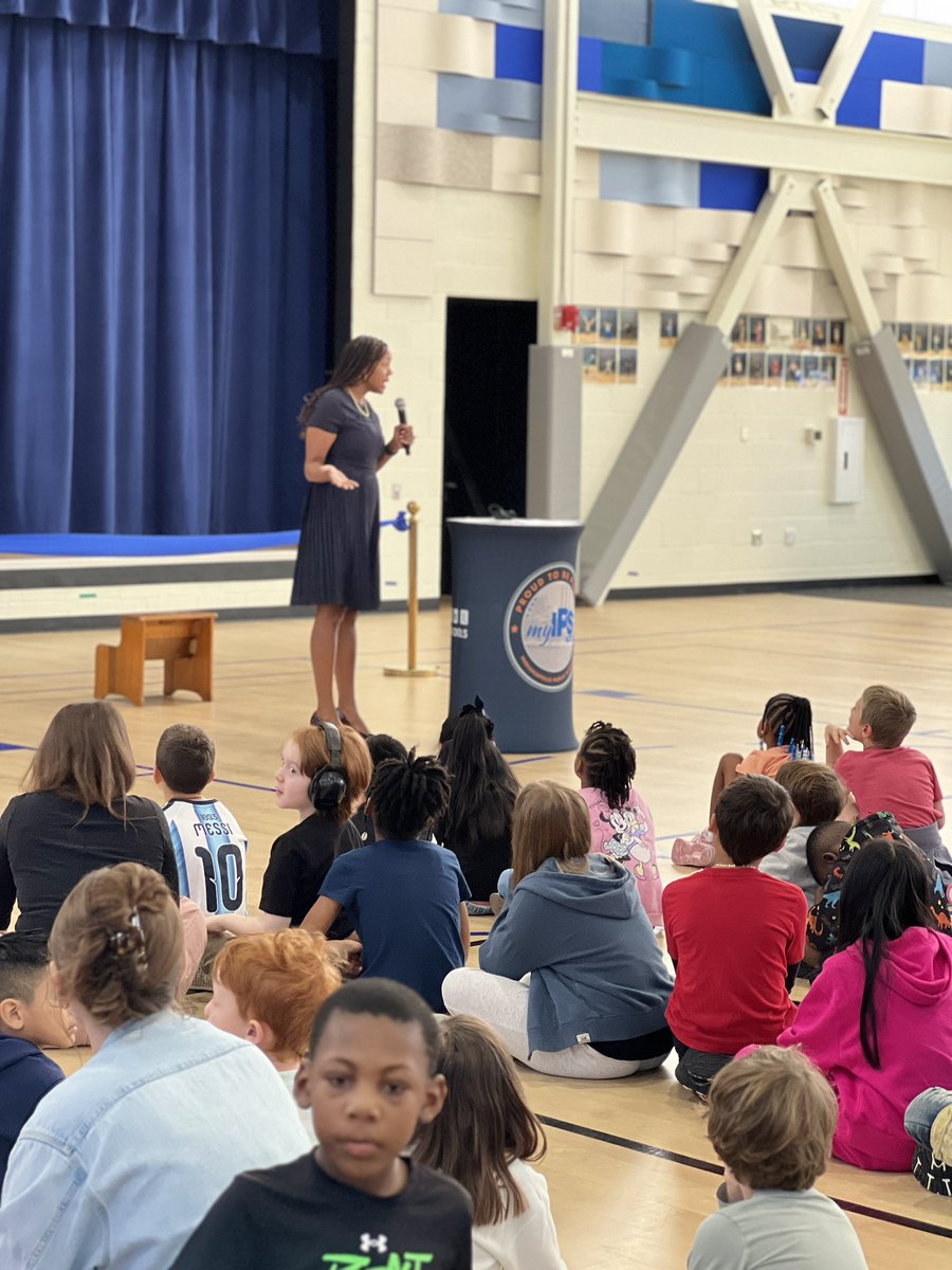 ButlerCEHD's tweet photo. Today we celebrated with @IpsButlerLab55 and @IPSSchools as they cut the ribbon on their new gym, media  center, and classroom facilities! https://t.co/XZC5GP02bc