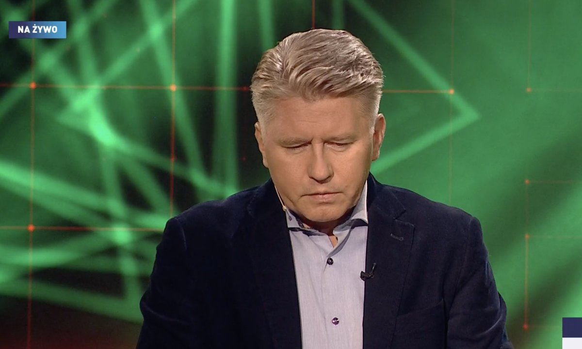 tvp_info's tweet photo. 🗣️ "Prezydent @NawrockiKn tak naprawdę dokonuje zamachu stanu. (...) Sam ma funkcję konstytucyjną i odmawia pełnienia funkcji konstytucyjnej sędziom TK mimo że nie ma do tego absolutnie żadnego prawa"

@wsamraz w "Trójkącie politycznym"
