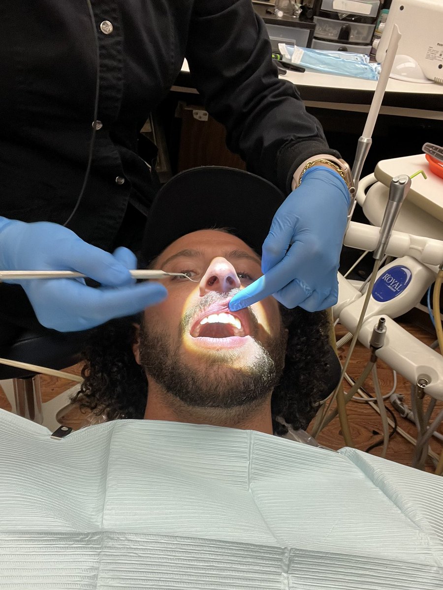 WesBarkley's tweet photo. Been silent bc last @aiwrestling Show @Chuck_Stone6 Knocked out one of my teeth with Absolute Championship…

Talk about a sore loser… Chuck Ill see you down the road pal

Thanks to my dentist Im all set and Ready to rock Friday at Mahalls!!! https://t.co/P2ouZ60DnO