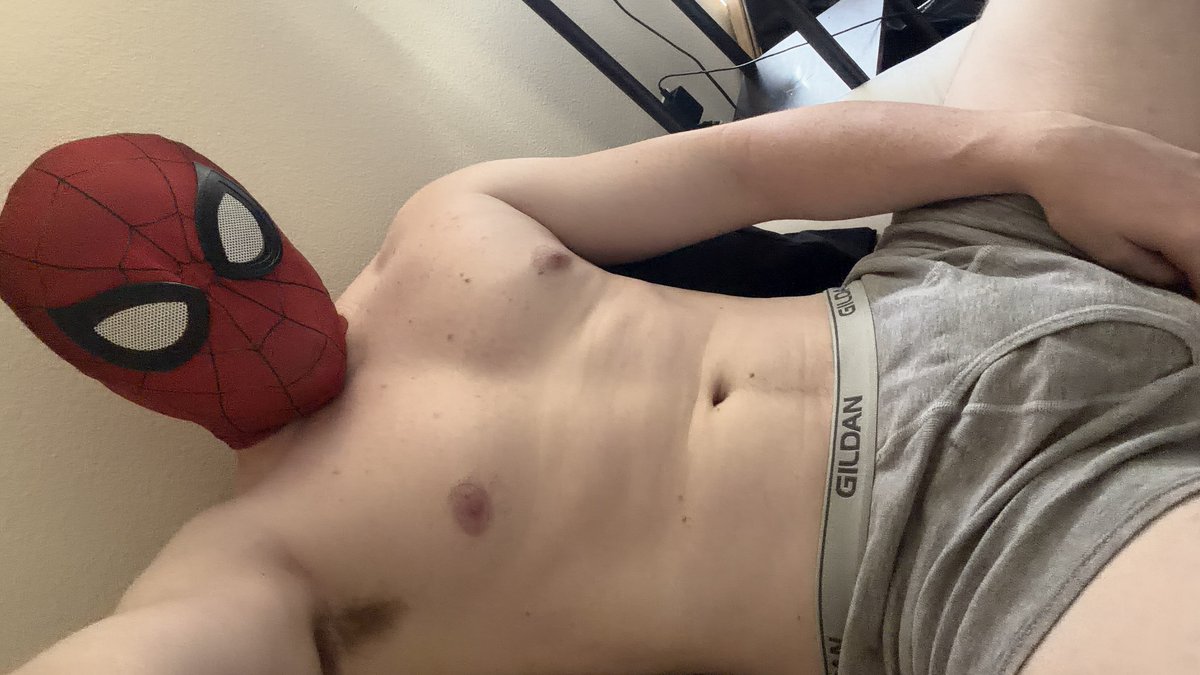 Dragon_griff's tweet photo. Yall like nerdy guys? https://t.co/j6xBufjtwh