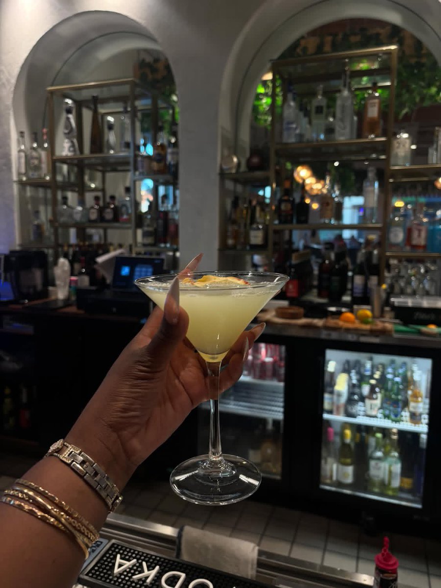 mssethiiPi2lu's tweet photo. Solo Date...All by myself
@La Palapa Restaurant at CapCana, Dominican Republic https://t.co/lIPhkkE730