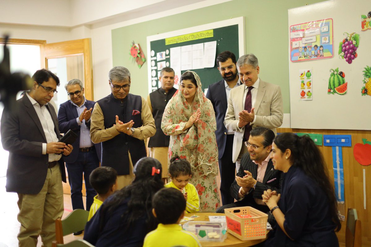Rimmsh_'s tweet photo. Advisor to the Punjab Government on Artificial Intelligence and Special Initiatives @alimdar82 , visited the Maryam Nawaz School and Resource Center for Autism today, accompanied by his son Ibrahim. He was warmly welcomed by SACM @SaniaaAshiq . Mr. Ali Dar commended the hard work, dedication, and professional performance of the school's administration, teachers, and entire staff. At the conclusion of the visit, Ali Dar and Ibrahim recorded their impressions in the visitors' book.