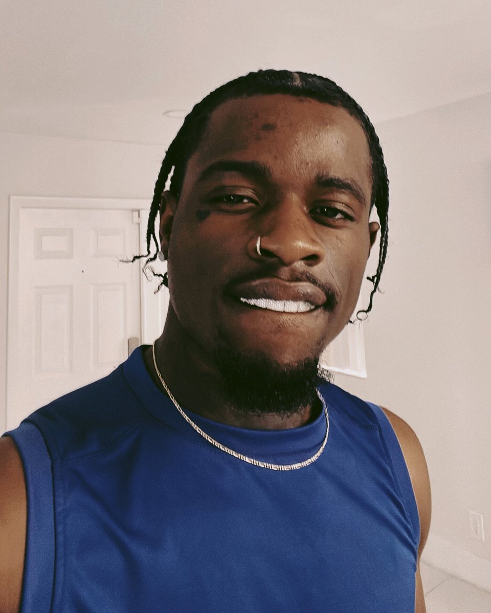 TOOMUCHDIICK's tweet photo. Show me a good time. https://t.co/yScUPIQCKD