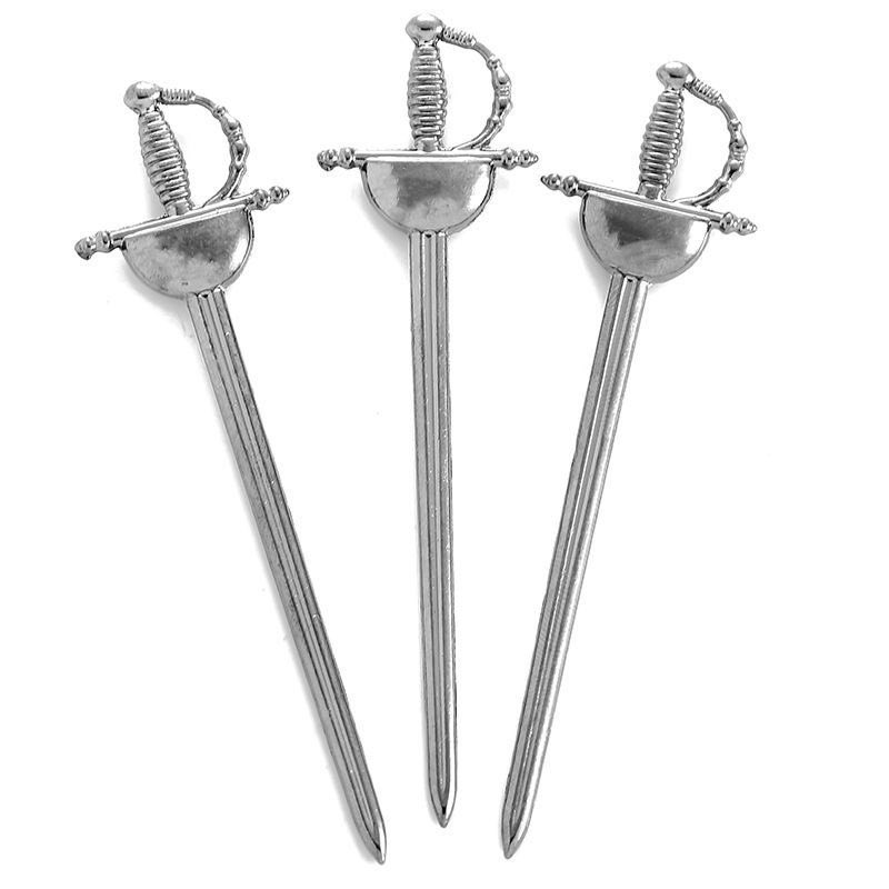 imnotxiaoshi's tweet photo. @Sky1821084 Bought it on Taobao .It's an accessory actually .Keywords: realistic 3D fencing sword DIY alloy jewelry accessories / sword pendant charm / long sword ornament.  u can also try image search on other websites :) https://t.co/LhU8WnPtnB