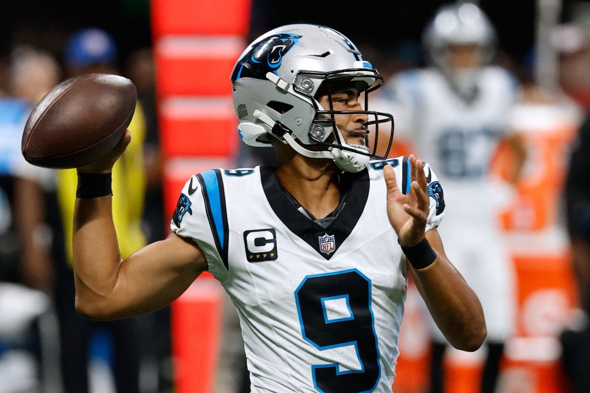 SleeperCarolina's tweet photo. Bryce Young through three weeks:

939 passing yards (1st)
7 passing TDs (T-5th)
2 INTs
96.4 RTG

MVP SZN 🔥🔥🔥 https://t.co/VphqG6DYYh