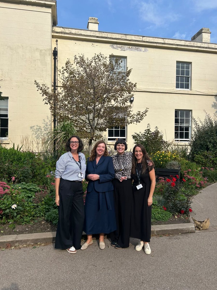 Rachel_deSouza's tweet photo. Fantastic to take a break from party conference and head to @thereaderorg Great conversation about the power of shared reading and how it helps us to be human. The need for radical change and story telling in the criminal justice system, how to support young care leavers &amp; more👇🏻 https://t.co/q9hDUkaoVv