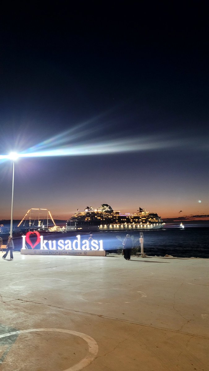 Ladiesfirst09's tweet photo. #iyiakşamlar https://t.co/E3DFdVGRkE