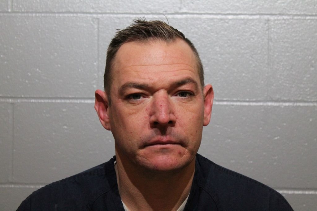__0HOUR1_'s tweet photo. CANDACE OWENS HAS HIRED CAREER CRIMINALS TO HARASS ERIKA KIRK 

@realstewpeters IS JUST ONE OF THEM.

WE WILL BEGIN DUMPING MUGSHOTS 

ALL DAY EACH INFLUENCER

BAD GUYS 

SCAMMERS https://t.co/5ppYIx0P01
