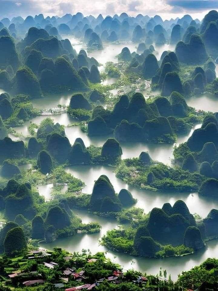 reminiscinbby's tweet photo. Guilin Mountains, China https://t.co/hQ16z8NQ1W