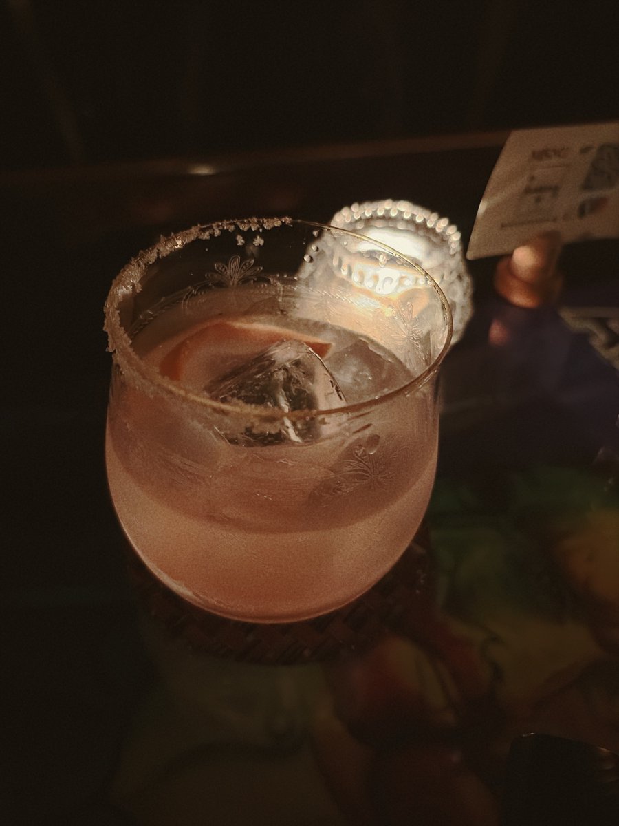 emoemochaan's tweet photo. barってピンキリすぎて、入るまでのワクワク感好き
#日常垢 #料理好きと繋がりたい https://t.co/PO9D2OsVqr