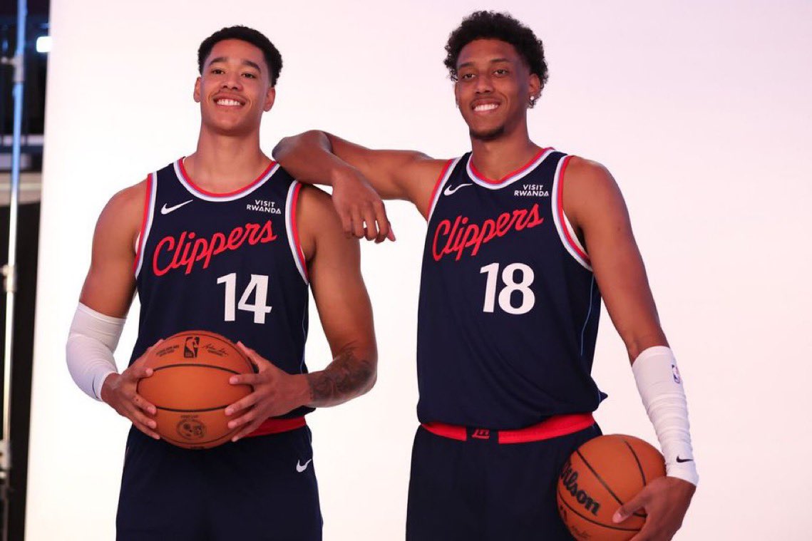 clipfullyloaded's tweet photo. I am so high on this front court duo y’all have no idea https://t.co/YHFTvnX5aV