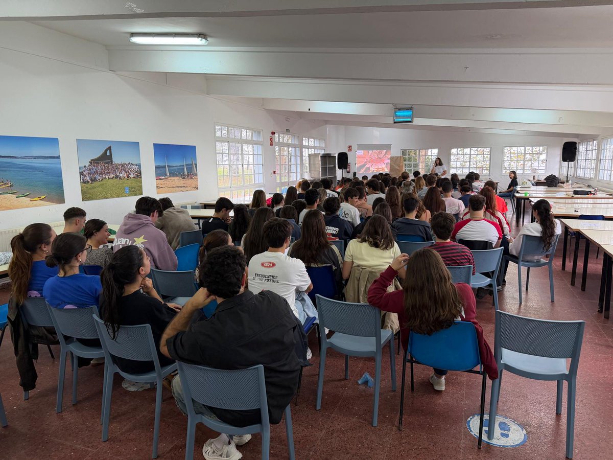 amytsmedicos's tweet photo. 🫂Todo un placer ver que hay un futuro muy decidido y orgulloso en la profesión. 

🩶Muchas gracias a @IFMSASpain por la invitación a las jornadas en Vilanova de Arousa.  

🩺Hemos podido hablar sobre la la necesidad de un Estatuto Médico y Facultativo y del futuro. https://t.co/jKpBLEMJaN