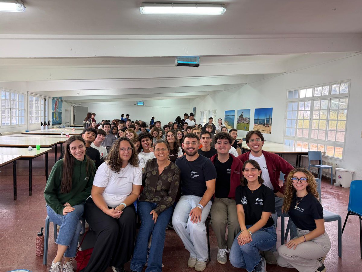 amytsmedicos's tweet photo. 🫂Todo un placer ver que hay un futuro muy decidido y orgulloso en la profesión. 

🩶Muchas gracias a @IFMSASpain por la invitación a las jornadas en Vilanova de Arousa.  

🩺Hemos podido hablar sobre la la necesidad de un Estatuto Médico y Facultativo y del futuro. https://t.co/jKpBLEMJaN