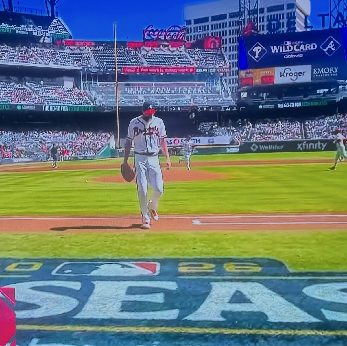 AwesemYo's tweet photo. It’s the start of the @MLB Postseason…

You’re the Ace of the staff, Arguably the best left-handed pitcher on the planet. 

You walk out to the Mound, at Home, on a Beautiful Sunny Day…
and Half the Stadium is Empty.

@Braves Fans = Fucking Dorks https://t.co/ECdCyTtZEx