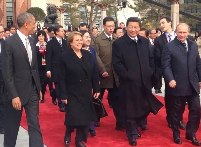 MariapiedadCor4's tweet photo. Feliz cumpleaños, Michelle Bachelet.
Gracias por haber llevado la dignidad humana como bandera, no solo en Chile sino en cada rincón del planeta. https://t.co/76ih1FvSkI